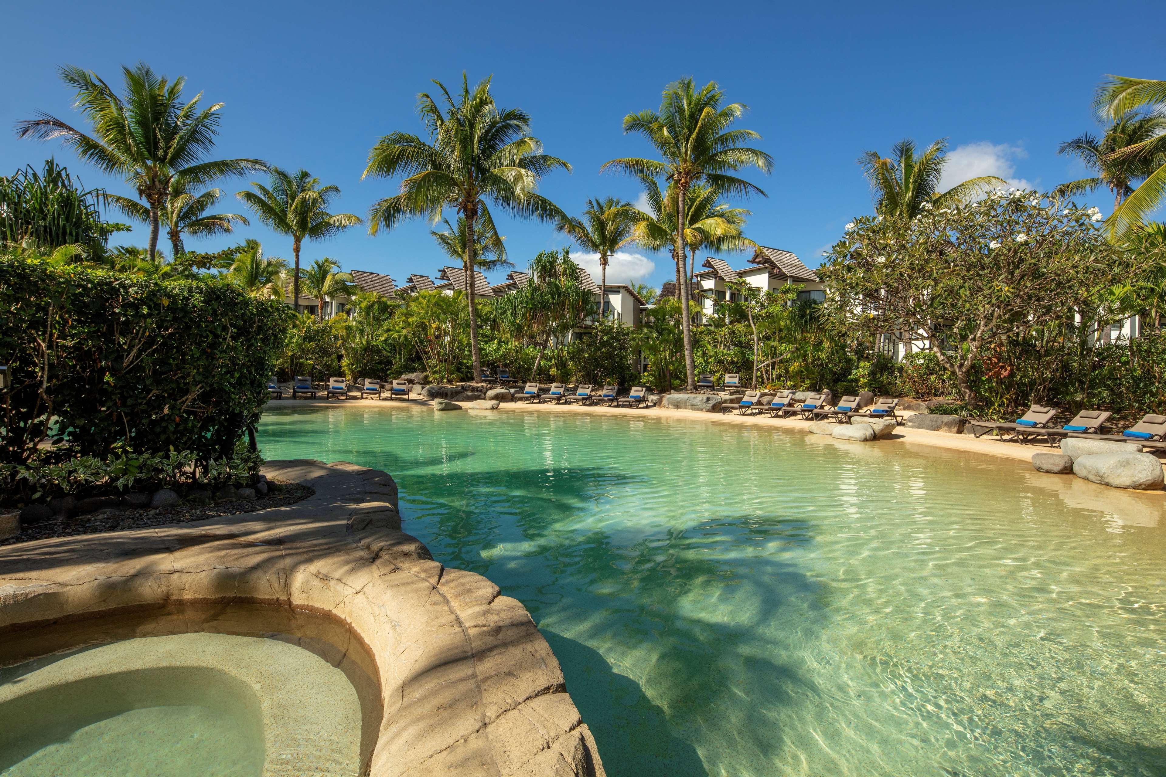 Radisson Blu Resort Fiji Denarau Island Exterior photo